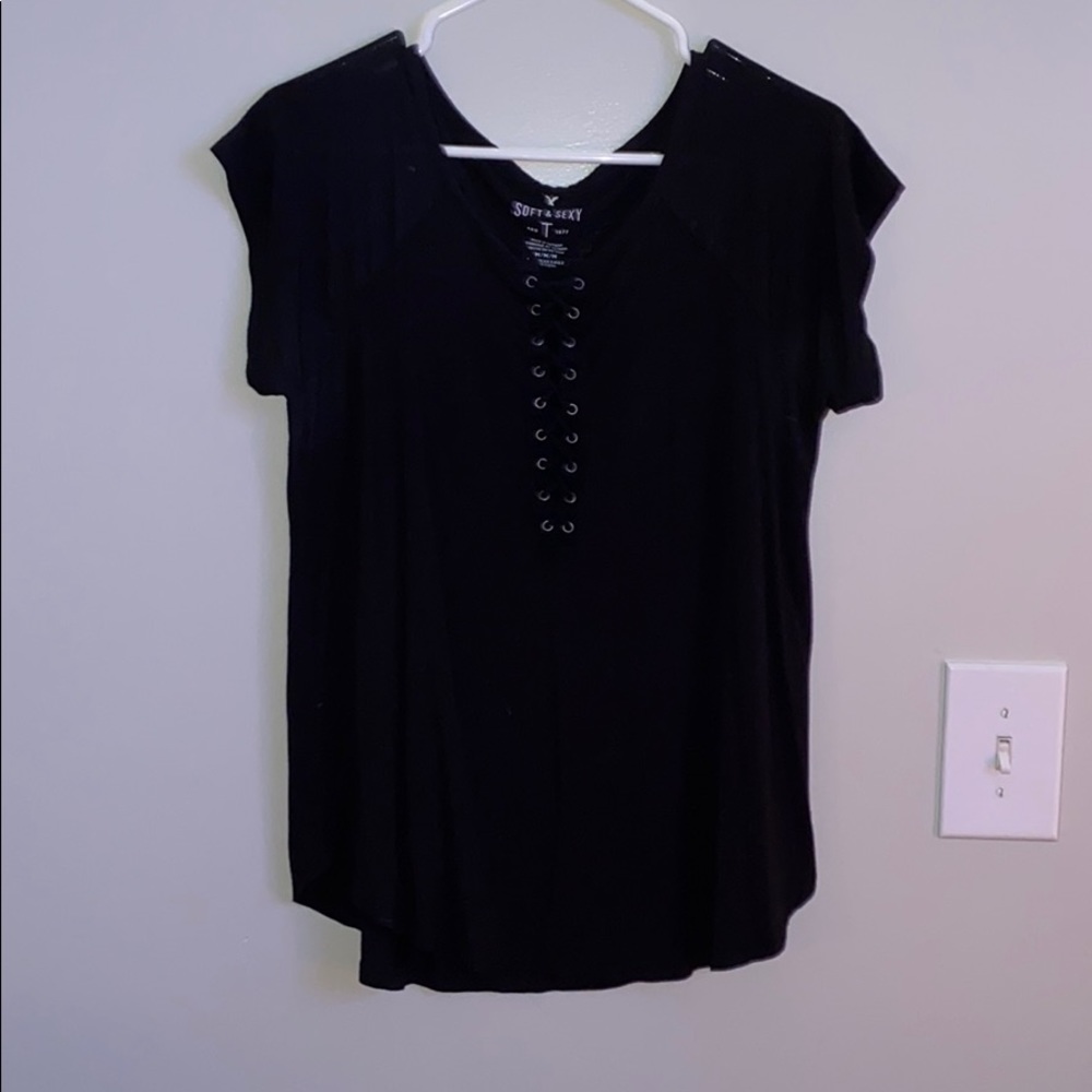 Black t shirt